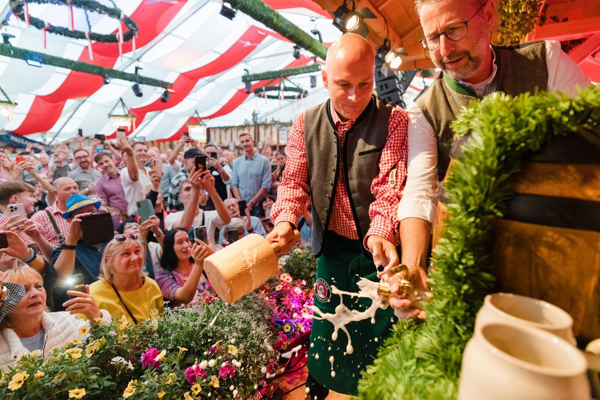 Alus festivāls &quot;Oktoberfest&quot; Vācijā