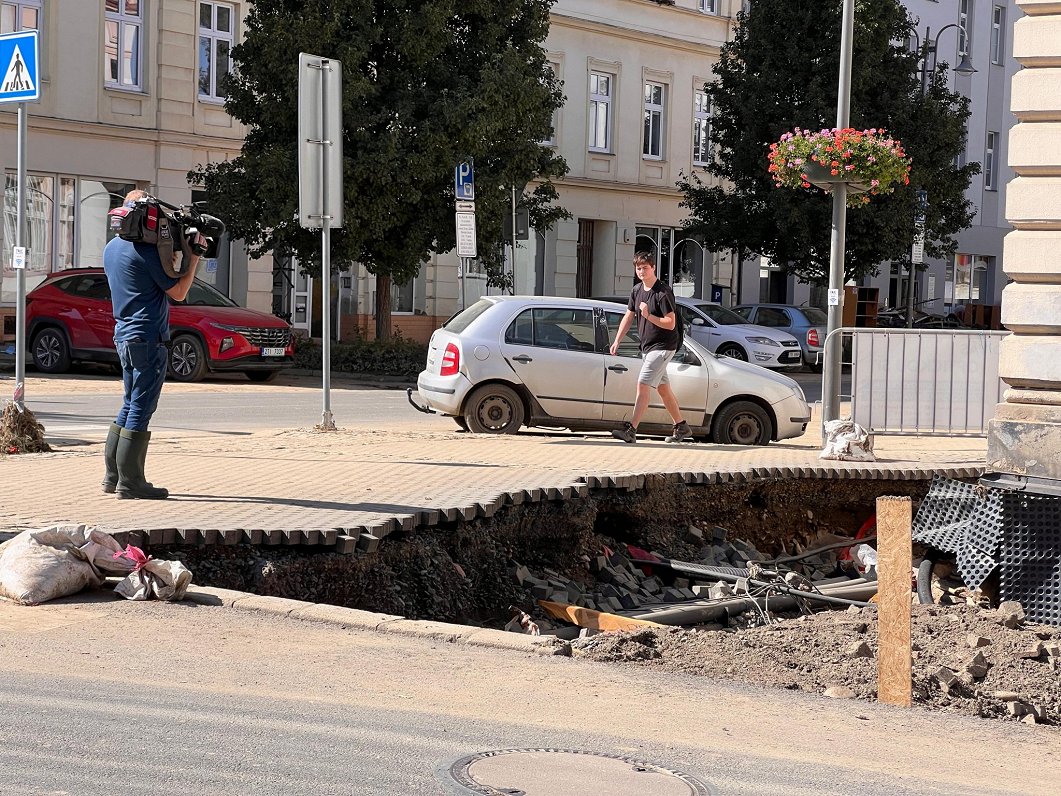 Pašvaldību vēlēšanu dienu plūdu postītajā Čehijas pilsētā Krnovā.