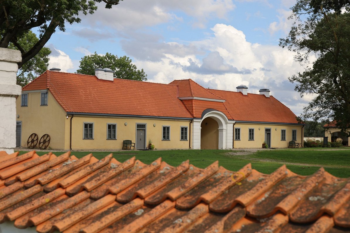 Blankenfeldes muižas saimniecības ēka