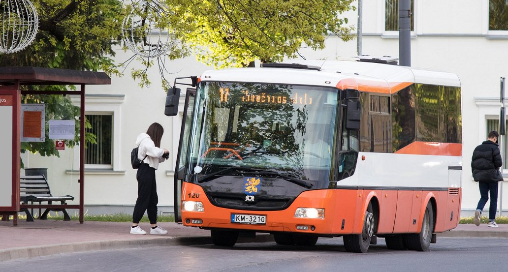 Autobuss Rēzeknē.