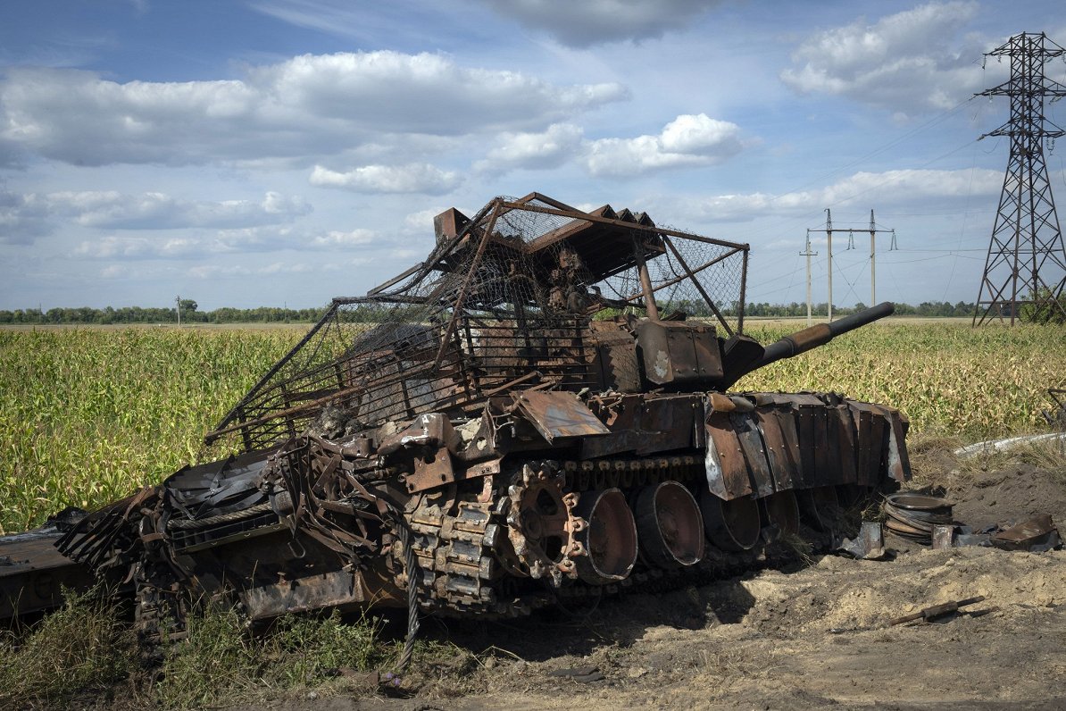 Iznīcināts Krievijas tanks