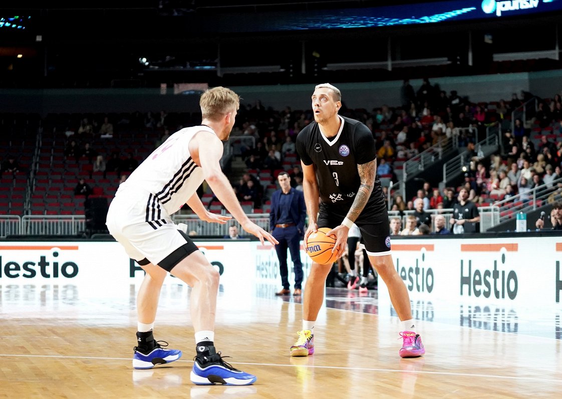 &quot;VEF Rīga&quot; un Bonnas &quot;Telekom Baskets&quot; spēle FIBA Čempionu līgā