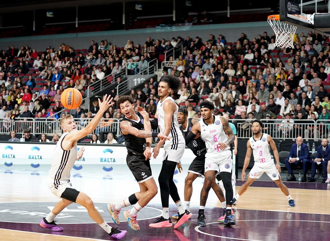 &quot;VEF Rīga&quot; un Bonnas &quot;Telekom Baskets&quot; spēle FIBA Čempionu līgā