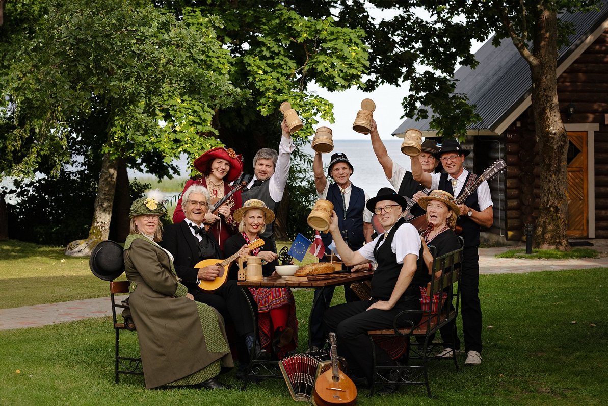 Hāgenskalna muzikanti un folkgrupa &quot;Palat Nr.7&quot;