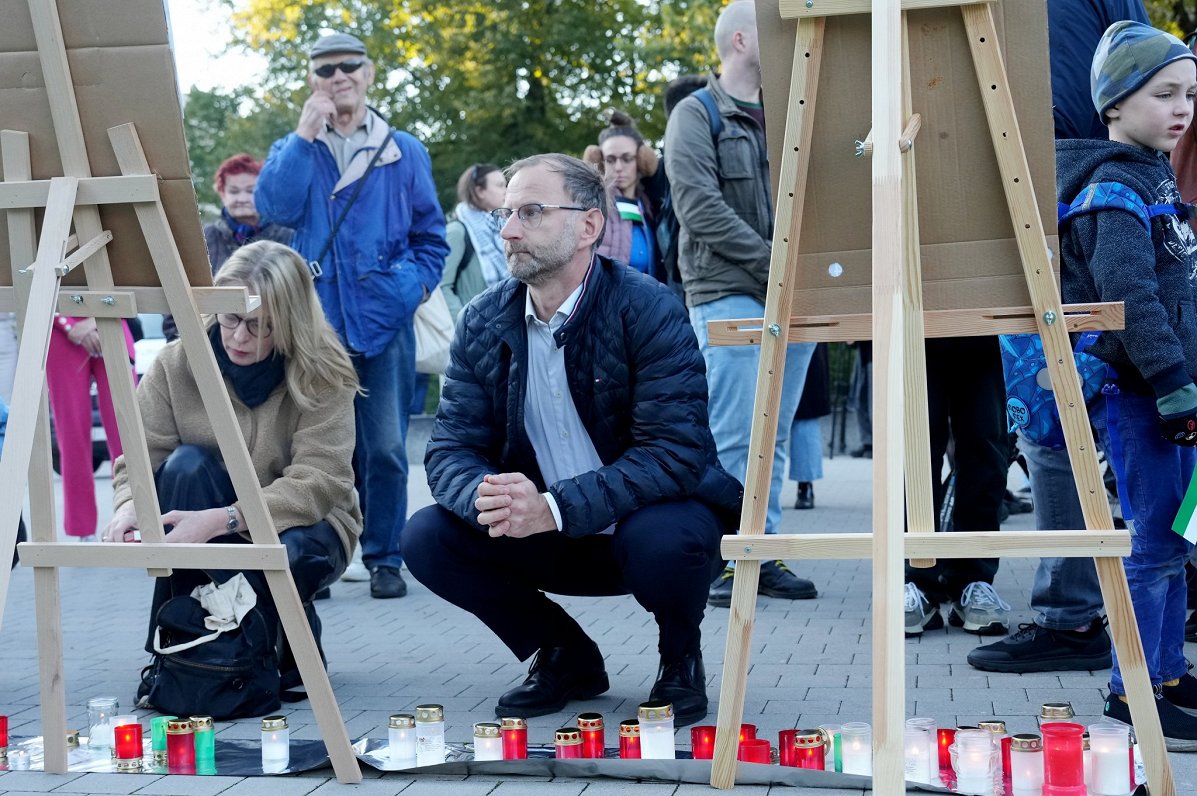 Aizsardzības ministrijas (AM) parlamentārais sekretārs Atis Švinka (&quot;Progresīvie&quot;) bojāgāj...