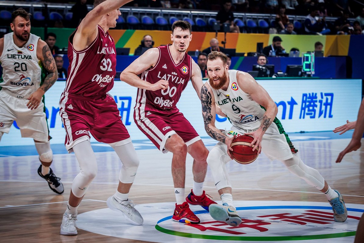 Latvijas un Lietuvas basketbola spēle Pasaules kausa izcīņā