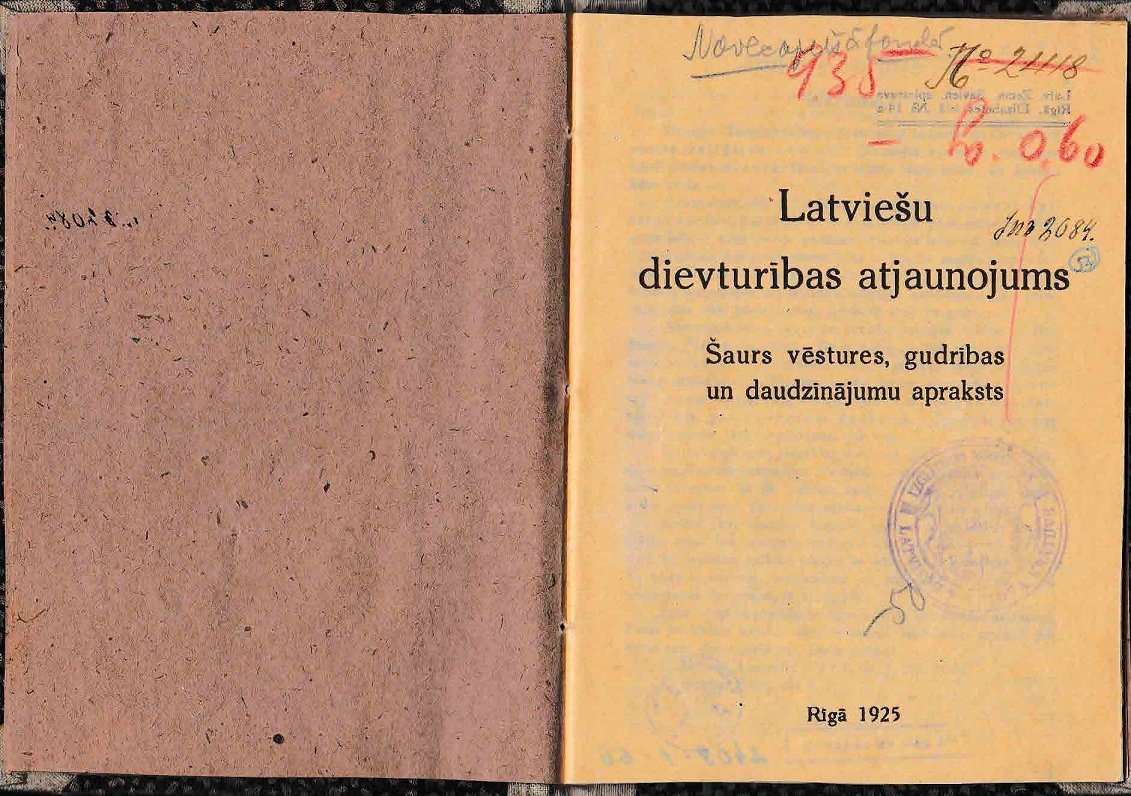 1925. gadā izdotais &quot;Latviešu dievturības atjaunojums&quot;. Ernests Brastiņš un Kārlis Bregžis...