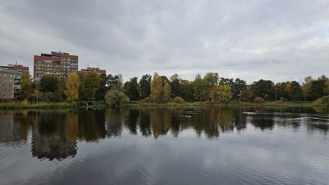 Velnezera ūdens attīrīšanas darbi.