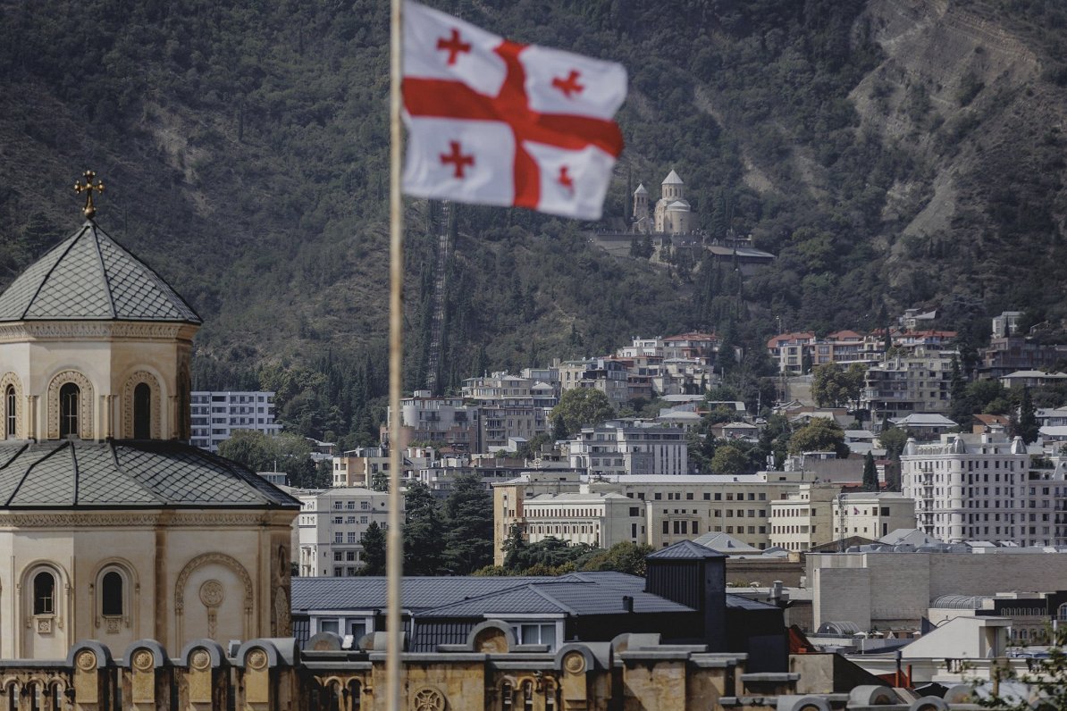 Skats uz Gruzijas galvaspilsētu Tbilisi.