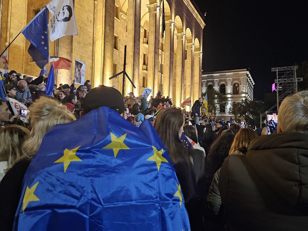 Protesti Gruzijas galvaspilsētā Tbilisi pēc parlamenta vēlēšanām, 2024.