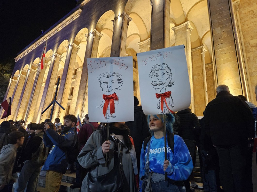 Protesti Gruzijas galvaspilsētā Tbilisi pēc parlamenta vēlēšanām, 2024.